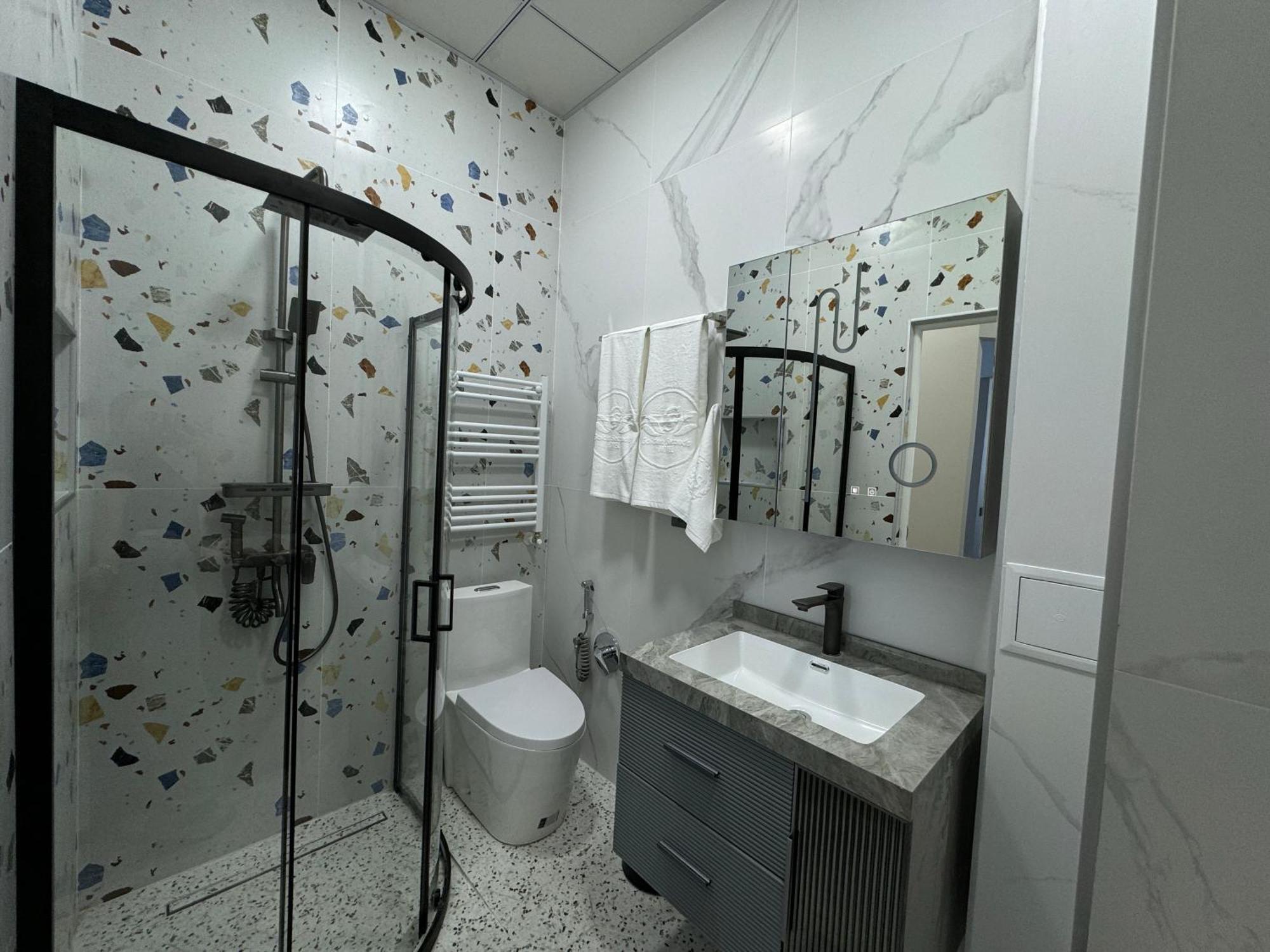 Gs Premium Hotel Ереван Екстериор снимка