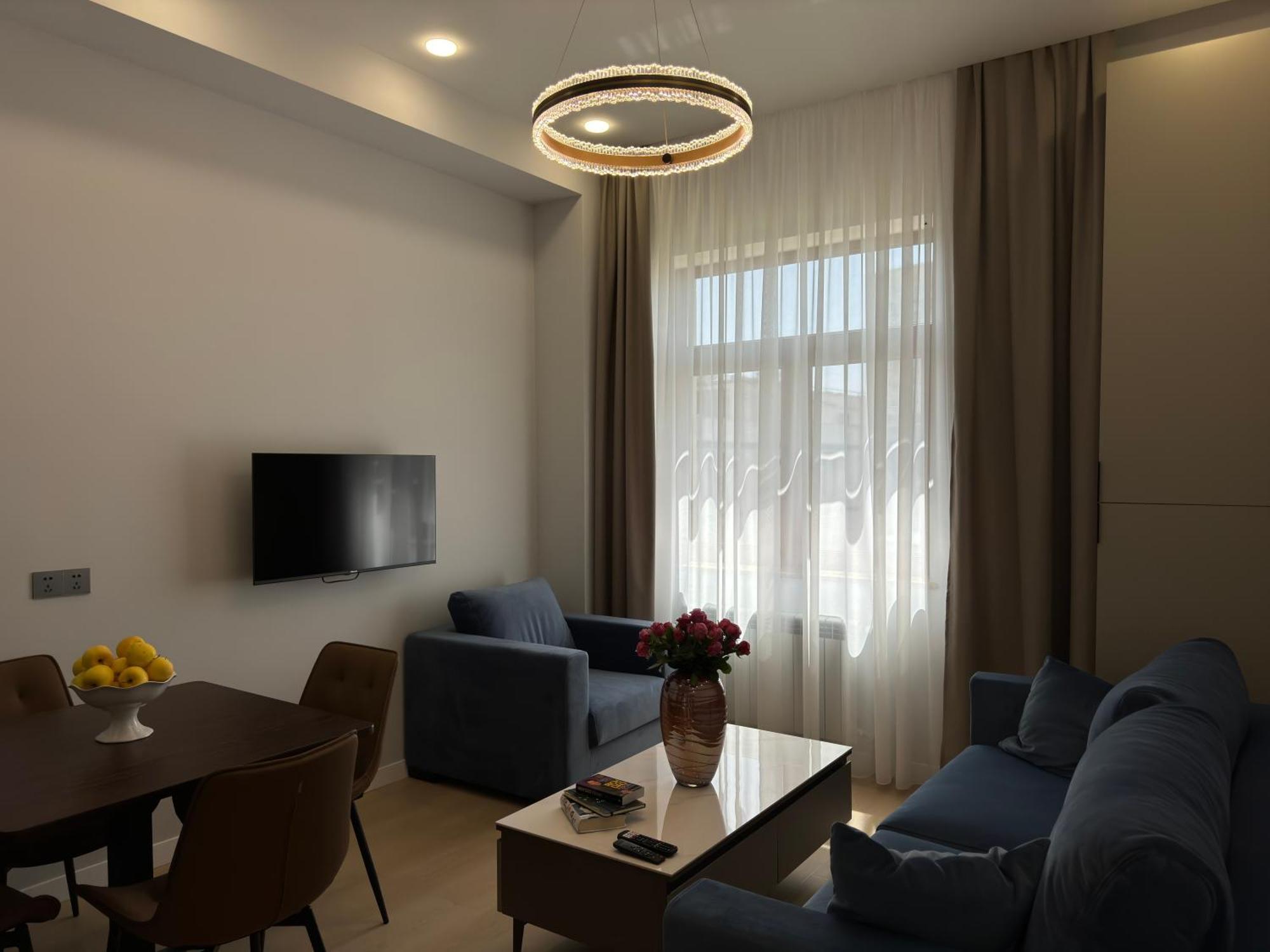 Gs Premium Hotel Ереван Екстериор снимка