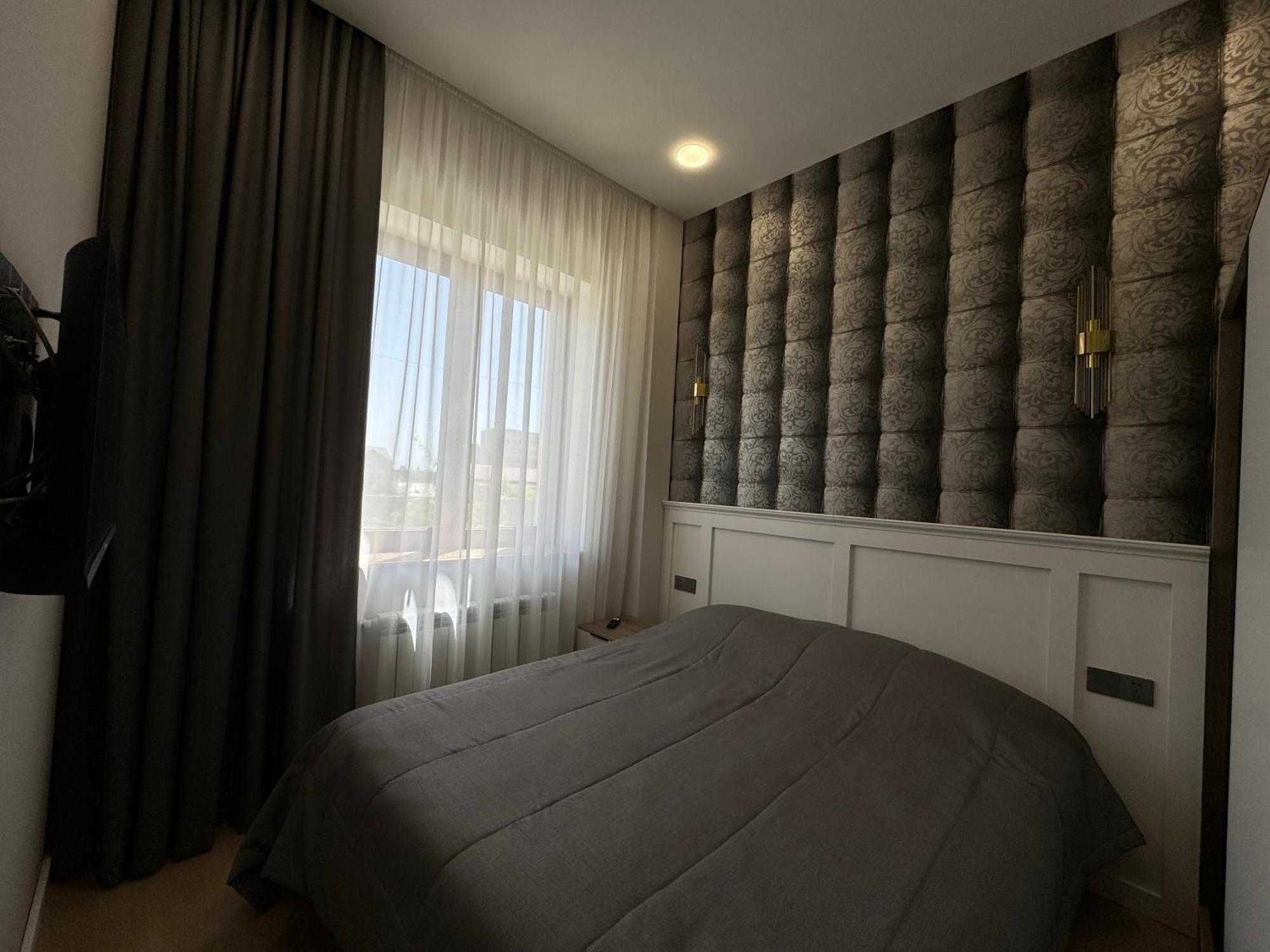 Gs Premium Hotel Ереван Екстериор снимка